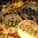 کاهش بی‌سابقه موجودی بیت‌کوین در صرافی‌ها؛ شوک عرضه در راه است؟