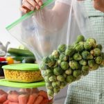 سبزی را چگونه فریز کنیم ؛ خام یا سرخ شده ؟ + آموزش روش صحیح فریز کردن سبزیجات