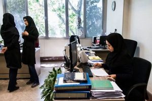خبر خوش دولت/ این کارمندان بن کارت رفاهی می‌گیرند