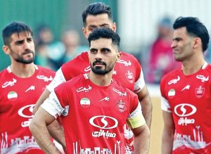 ۳ ستاره پرسپولیس جدا می‌شوند