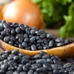 لوبیای سیاه و نخود؛ سلاحی ساده علیه بیماری‌های مزمن