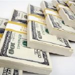 هشدار جدی برای سقوط دلار/ کاهش ارزش دلار در افق ۲۰۲۵ با افت نرخ بهره