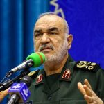 وداع تلخ خانواده سردار سلامی با پیکر فرمانده + عکس