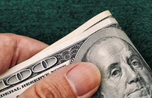 پایگاه خبری تحلیلی اخباربانک – طرح “پیش فروش ارز” چهارشنبه عملیاتی می‌شود