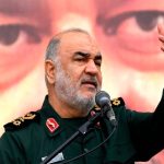 گریه شدید برادر شهید سلامی هنگام گفتگو درباره برادرش + فیلم