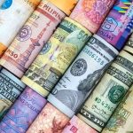 کدام ارز‌ها در سال ۲۰۲۵ بیشترین سقوط را داشتند؟