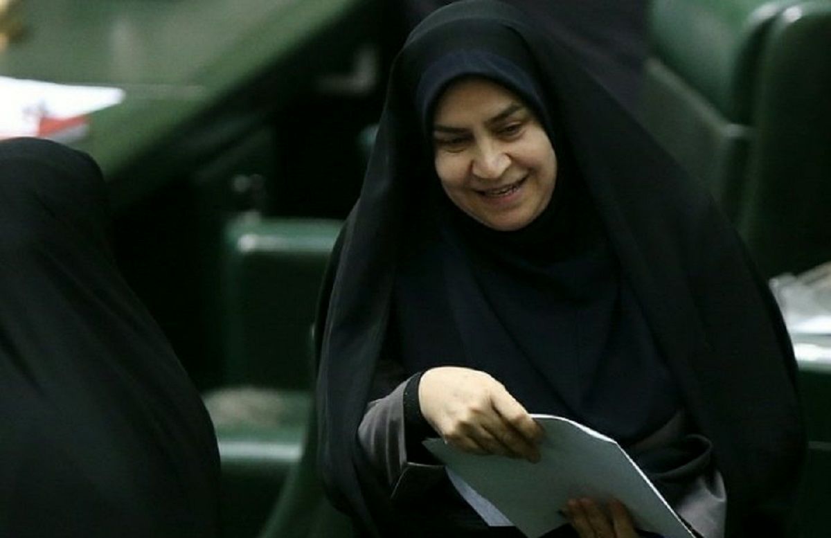 تا ترامپ به نتانیاهو می‌گوید بیا یک قهوه بخوریم، قیمت ارز افزایش پیدا می‌کند!/ برخی تماس می‌گیرند و می‌گویند؛ بگو قیمت‌ها بالا می‌رود یا پایین