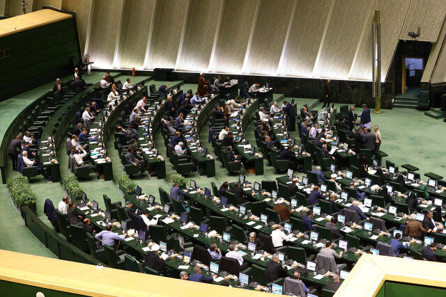 این وضعیت اقتصادی زیبنده این مردم بزرگ نیست/ ستاد بحران تشکیل دهید+ فیلم