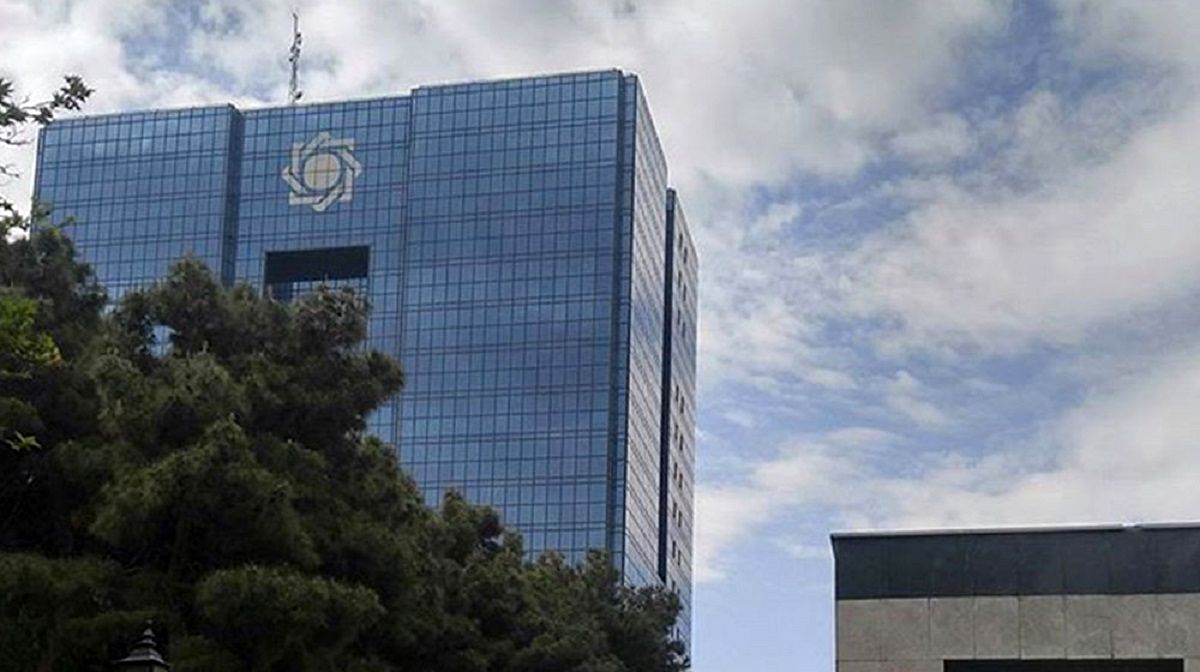 مداخله گسترده و مستمر بانک مرکزی در بازار اسکناس ارز/ ۲ صندوق پروژه ارزی و درآمد ثابت ارزی عملیاتی می‌ شود