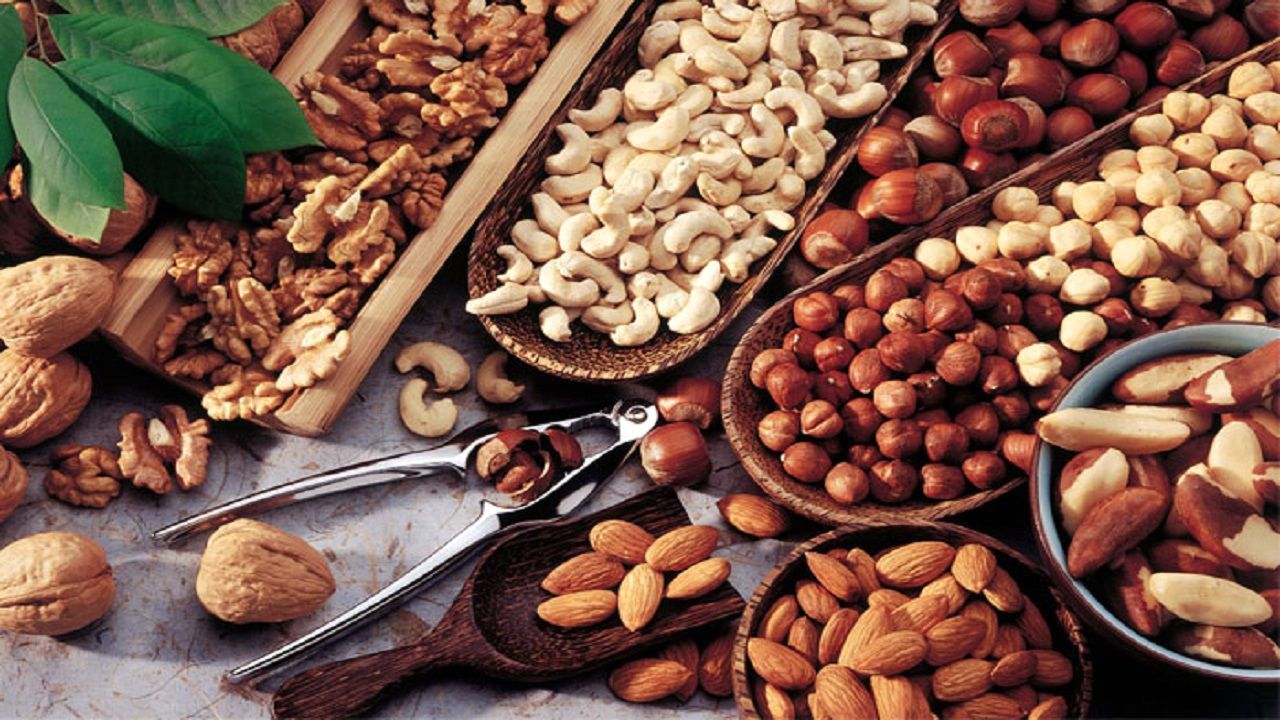 پشت پرده ورود خودروسازان و قطعه‌سازان به بازار خشکبار+ فیلم