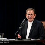 یک عده فکر می‌کنند مردم به رفاه برسند اعتقاداتشان سست می‌شود / برخی با توسعه این کشور مشکل دارند + فیلم