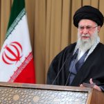 روایت رهبر انقلاب از جامعیت شخصیت آیت‌الله میلانی + فیلم