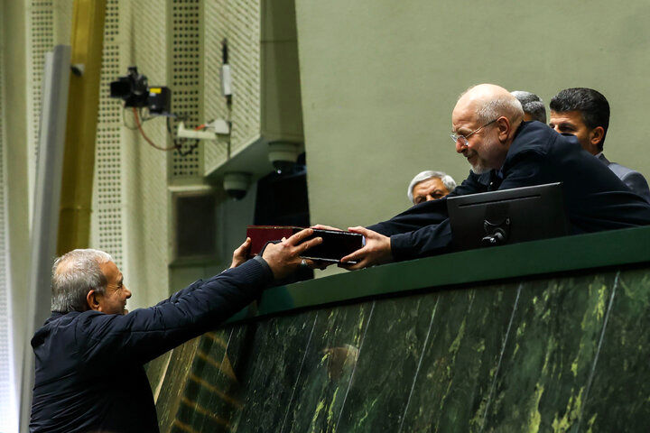 بودجه سنگین برخی نهادها صدای کارشناسان را درآورد/ تعیین ۳۱ هزار میلیارد تومان برای ۹ نهاد فرهنگی