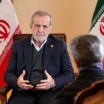 تصاویر| گفتوگوی رسانه KHAMENEI.IR با پزشکیان