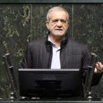 واکنش پزشکیان به درخواست برای افزایش حقوق‌ها/ یکی به من بگوید از کجا پول بیاورم؟ + فیلم