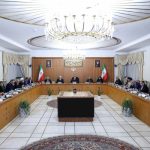 بهبود معیشت مردم باید بر همه بخش‌ها تقدم داشته باشد/ به دنبال کوچک‌سازی دولت و کاهش هزینه‌های آن هستیم