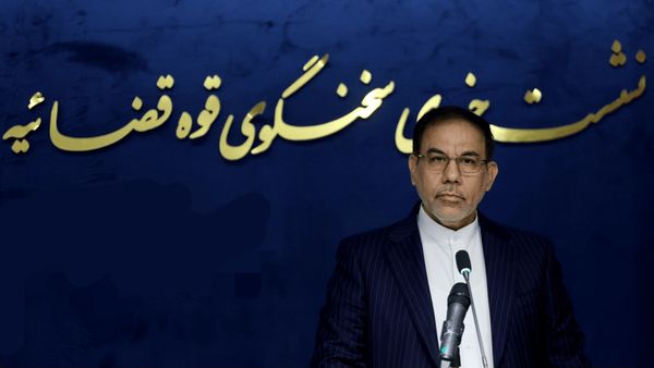 جزئیات پرونده امنیتی «عقیل کشاورز» از زبان سخنگوی قوه قضائیه/ ممنوعیت به‌کارگیری بازنشستگان در سمت‌های مدیریتی/ نجات ۶۰۰ محکوم از قصاص در ۹ ماه