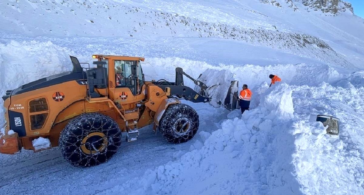 بارش برف سنگین در ارتفاعات مازندران ثبت شد