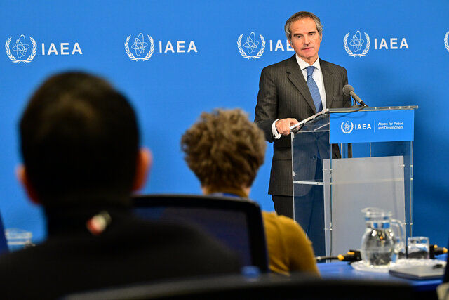 گروسی به ایران می آید؟/ روابط با ایران پیچیده است، اما دائماً با آنها در تماس هستم