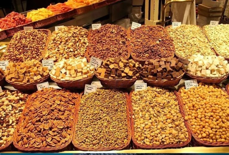 گرانی ۱۰۸ درصدی خشکبار در آستانه شب یلدا/ آجیل کالای لوکس شد