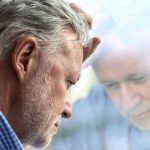 افراد بالای ۵۰ سال این هشدارها را جدی بگیرند