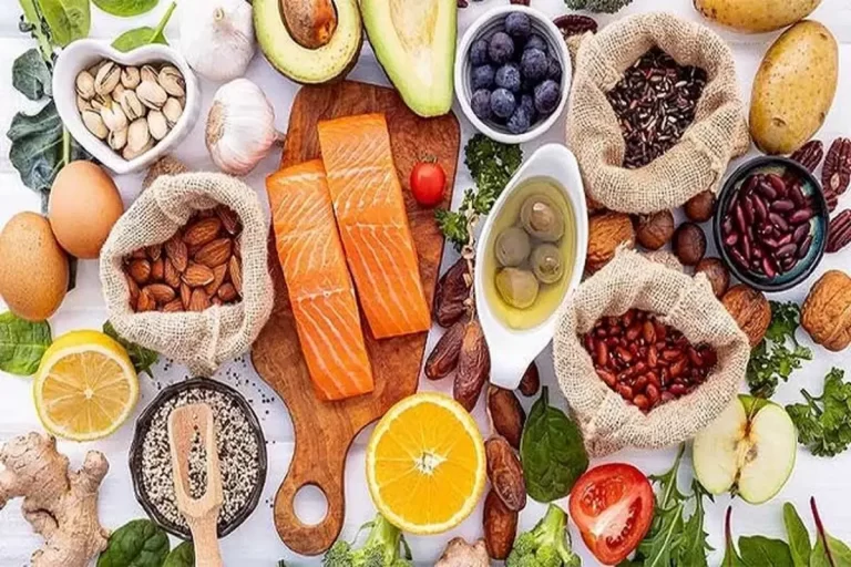 خوراکی‌های تقویت‌کننده ایمنی بدن در زمستان/ از مرکبات تا ماهی‌های چرب