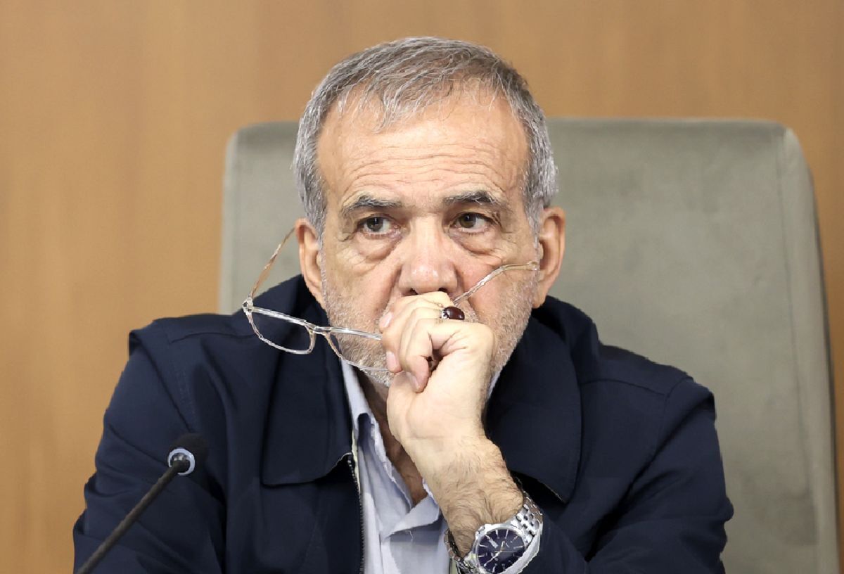 قیمت طلا و دلار پرواز کرد / آقای پزشکیان چه می‌کنید؟