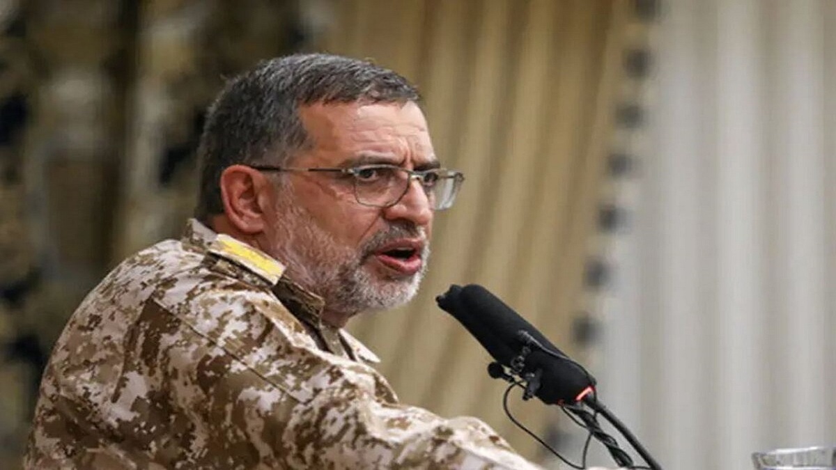 دشمن به دنبال براندازی نظام است