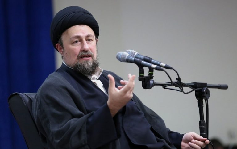 باور کنيم که حکومت‌ از آن‌ مردم‌ است‌