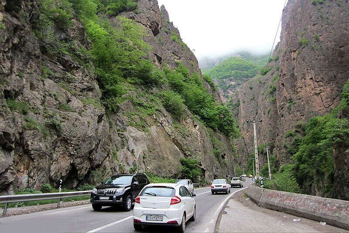 محدویت‌های ترافیکی در جاده‌های شمال کشور/ از سفر‌های غیرضروری پرهیز کنید