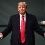 رشوه کلان ترامپ به زن مرموز برای حق‌السکوت / جرم جفری اپستین و ترامپ چیست؟ + عکس