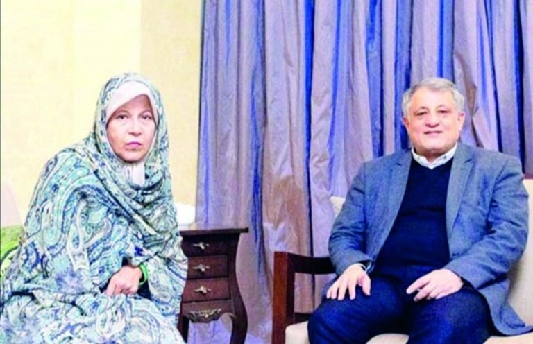 شوخی عجیب محسن هاشمی با خواهرش / فائزه هاشمی جور برادرش را کشید + فیلم