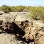 آسیب به قبرستان تاریخی لافت در پی بارشهای شدید قشم+ فیلم