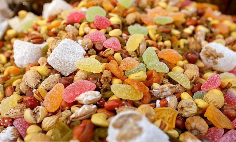 اینفوگرافیک/ راهنمای خرید آجیل اقتصادی برای شب یلدا