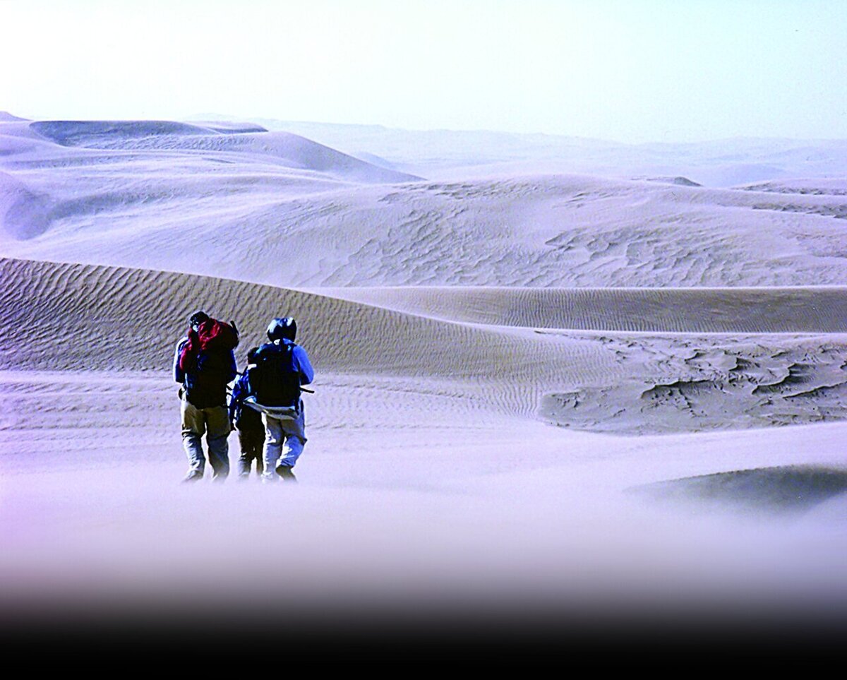 تصویر عجیب از بارش برف در کویر مصر+ فیلم
