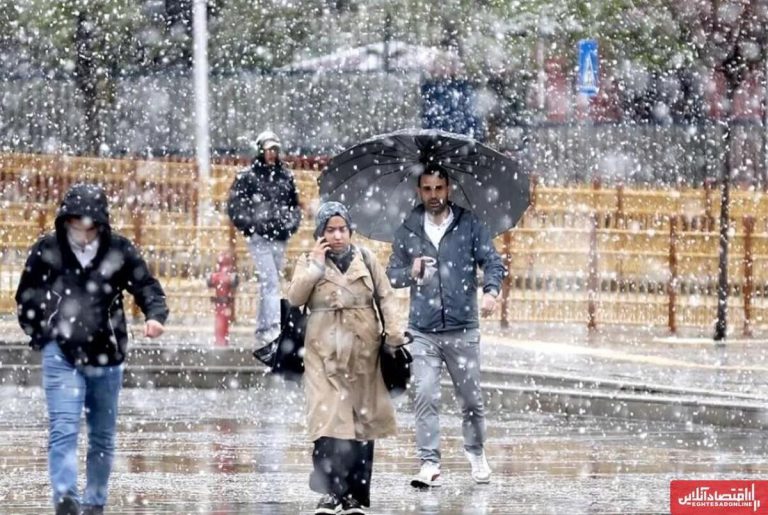 بارش سنگین برف و باران در راه این مناطق کشور/ آماده باشید