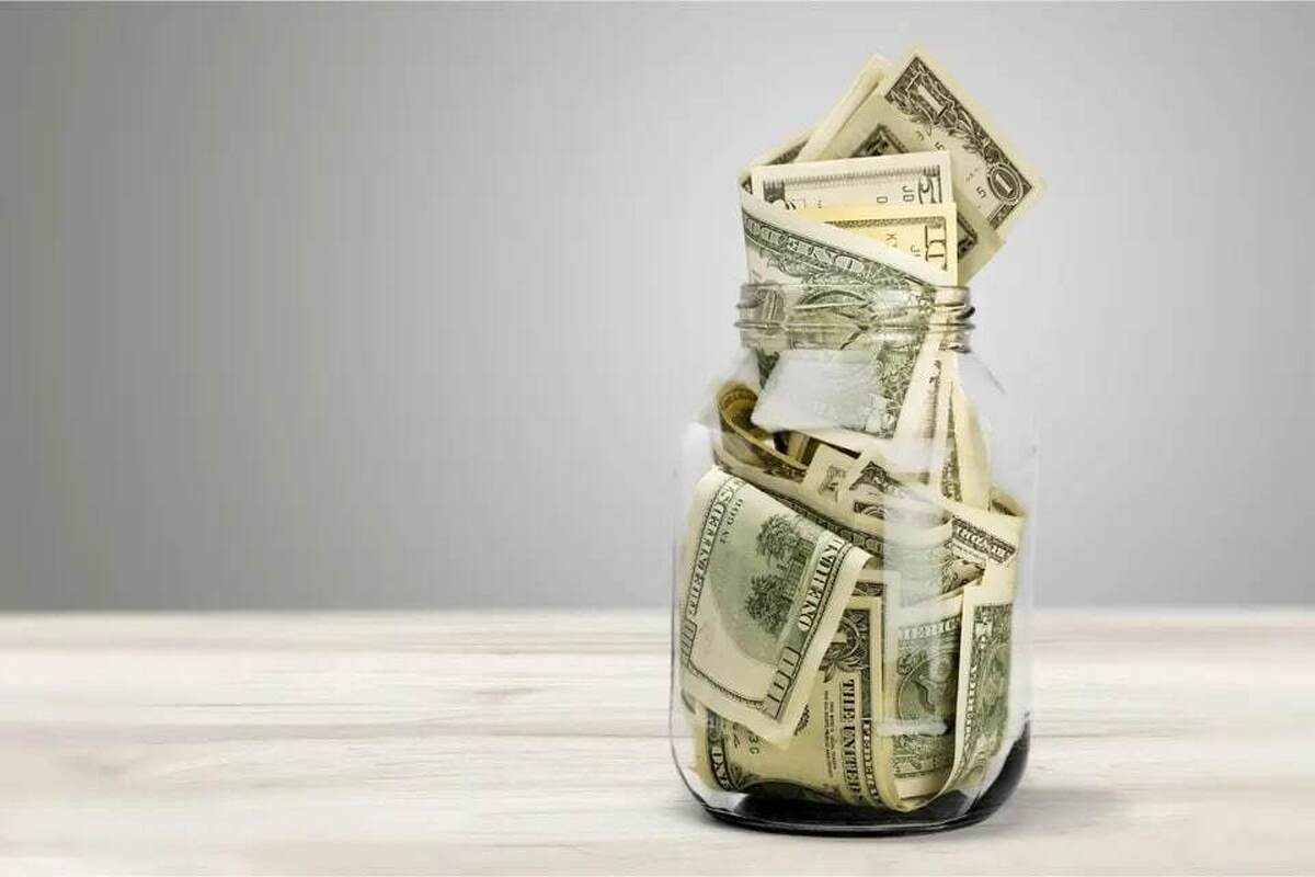 ۷ توصیه طلایی برای پس انداز کردن