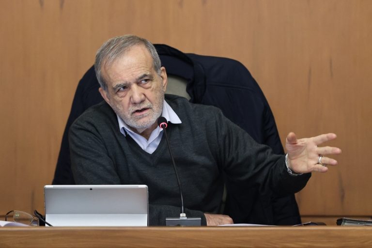 آقای پزشکیان، شما استاندار به لرستان فرستاده‌اید یا دیکتاتور؟