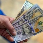 پیش‌بینی قیمت دلار تا پایان دی ۱۴۰۴ / دلار بازار آزاد ۱۵۰ هزار تومان را رد می‌کند؟