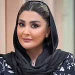 استایل شیک خانم بازیگر با لباس و کلاه کریسمسی+ عکس