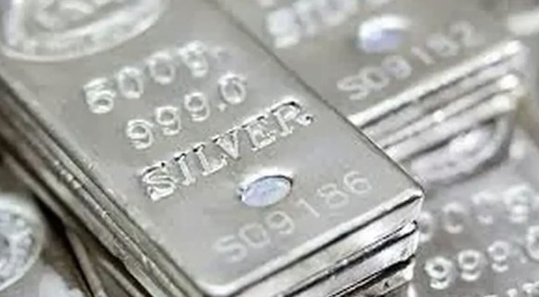 رکوردشکنی نقره در بازار جهانی/ نقره از نفت گران‌تر شد