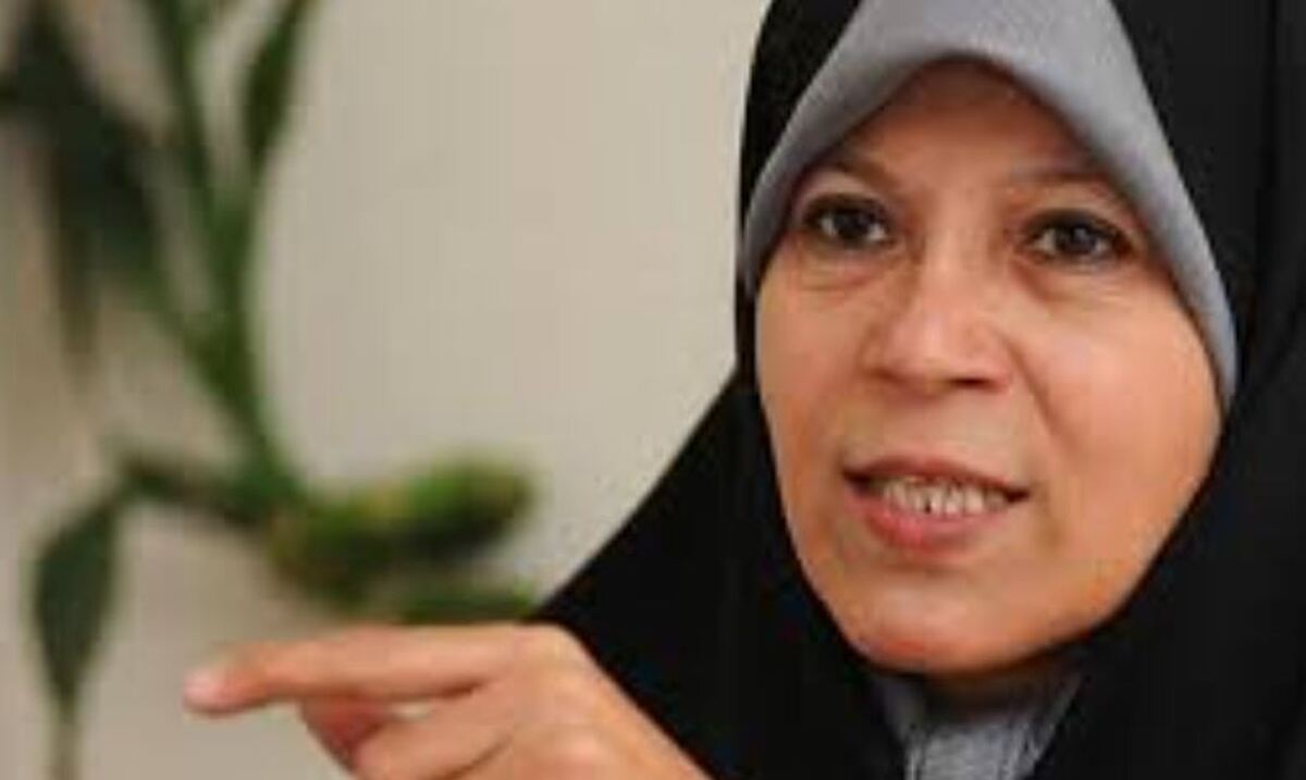 افشاگری فائزه هاشمی از فشار‌ها و آزارها در زندان اوین/ روی تختم آب و گوجه فرنگی ریختند!