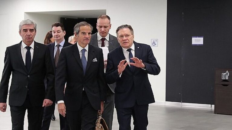 گروسی پرده برداشت/ روسیه بازیگر اصلی پرونده هسته‌ای ایران