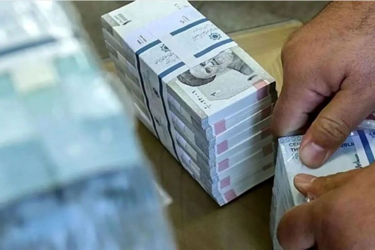 حقوق کارمندان صداوسیما لو رفت