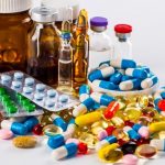 تصمیم مهم برای بازار دارو / گرانی داروهای وارداتی در راه است؟