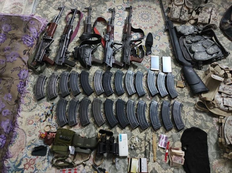 عملیات بزرگ علیه مخلان امنیت کشور / دستگیری ۳۰ عضو عملیات تروریستی