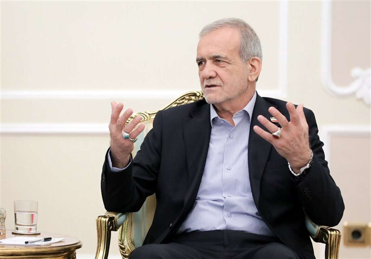 علت استعفای فرزین و انتصاب همتی به ریاست بانک مرکزی چه بود؟ / پزشکیان توضیح داد