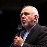 حمله روزنامه اصولگرا به محمدجواد ظریف/ او چشم بر واقعیت های منطقه از جمله حماس و حزب الله و انصارالله بسته است/ همچنان در اصول انتزاعی خود باقی مانده است