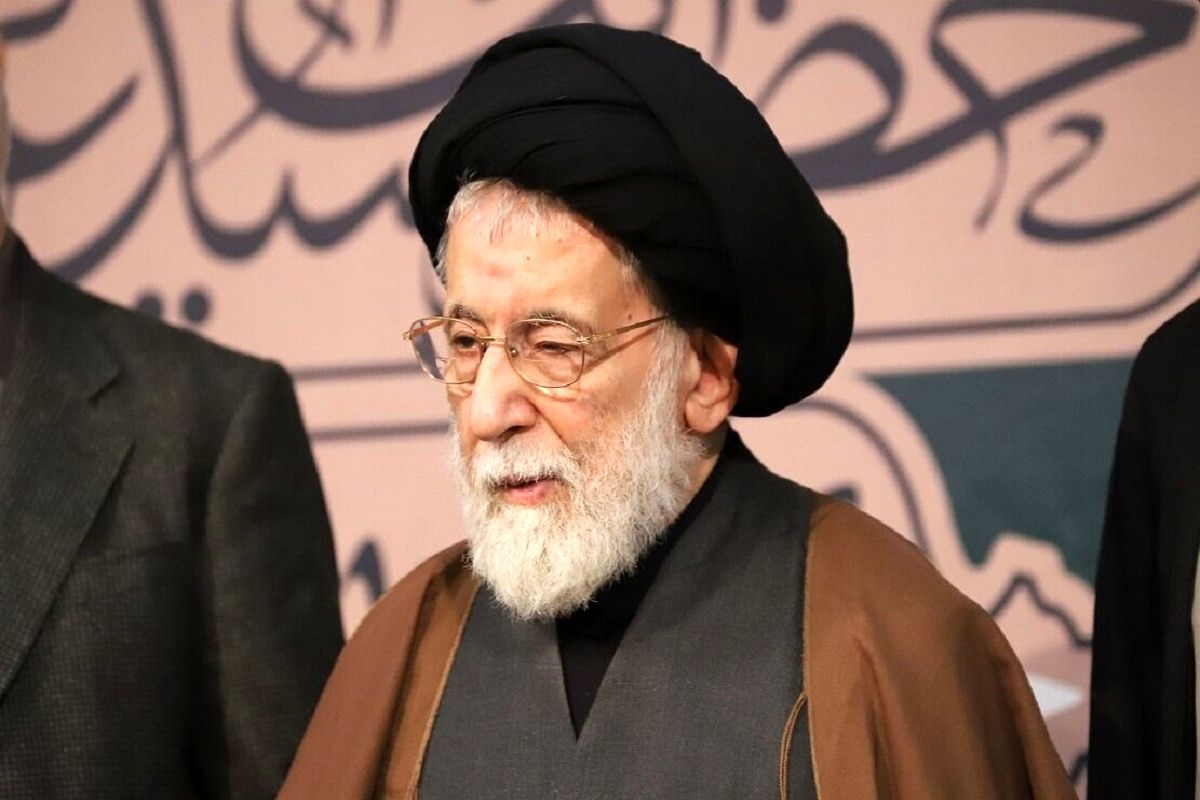 نخستین تصاویر از تشییع پیکر آیت‌الله شفیعی در اهواز+ فیلم