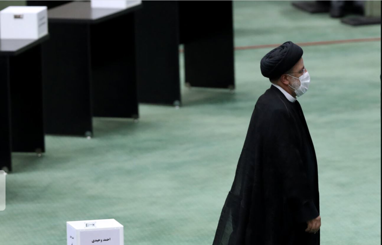 «کتاب مشکوک» درباره سقوط بالگرد ابراهیم رئیسی/ چرا اسرائیل باید افشاگری کند؟